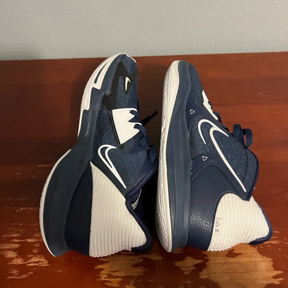 Nike Navy and White Kyrie Low 5 TB Midnight Navy